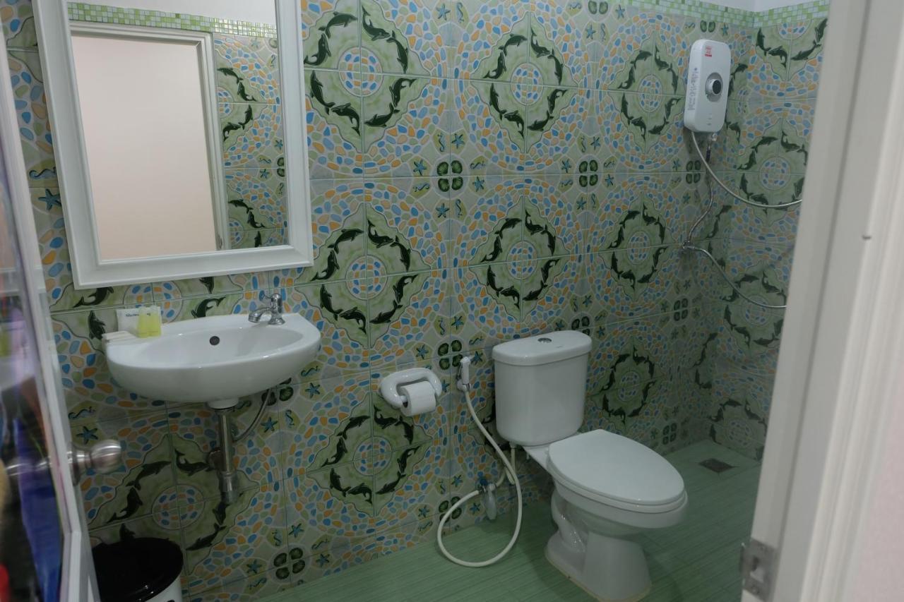 Tubkaek mansion Hotel Pantai Tab Kaek Bagian luar foto